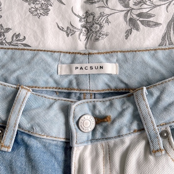 Pacsun Hopper Patch Mom Jean - Picture 7 of 12